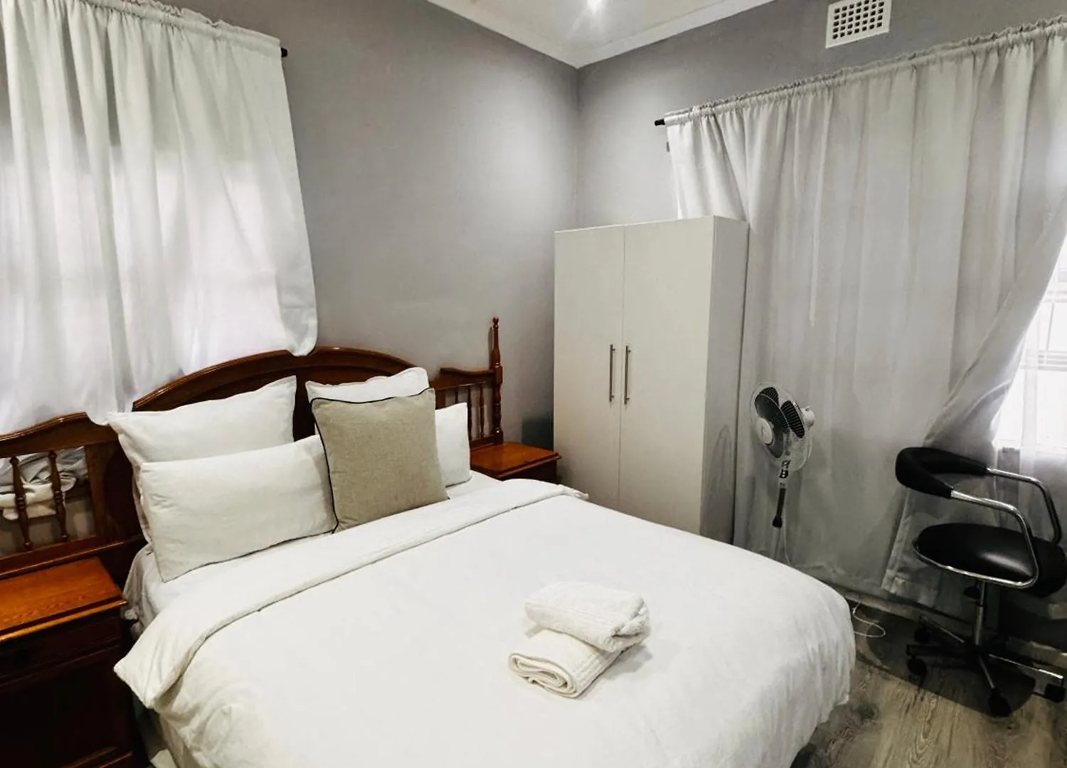 Πανσιόν Mila Lodge 2 Goodwood