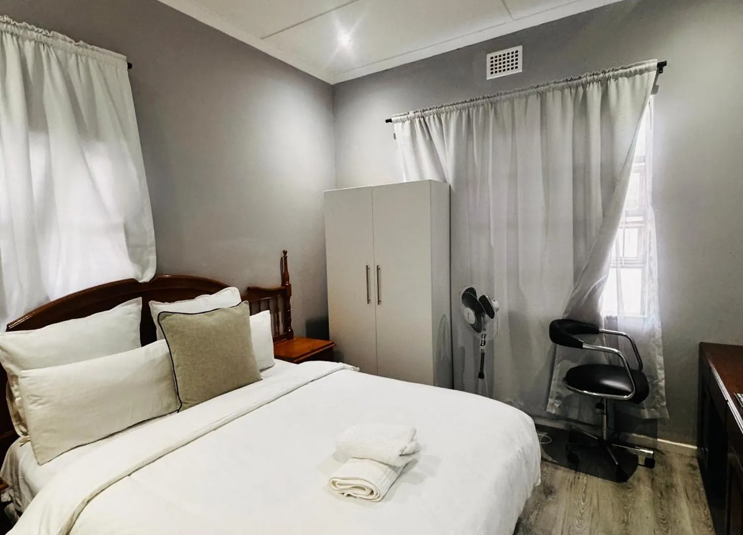 Mila Lodge 2 Goodwood Νότια Αφρική